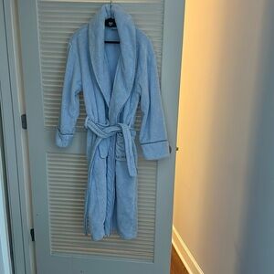 Djerf Avenue bathrobe in blue